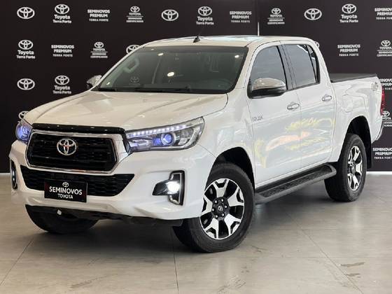 TOYOTA HILUX 2.7 SRV 4X2 CD 16V FLEX 4P AUTOMÁTICO TOYOTA HILUX 2.7 SRV 4X2 CD 16V FLEX 4P AUTOMÁTICO